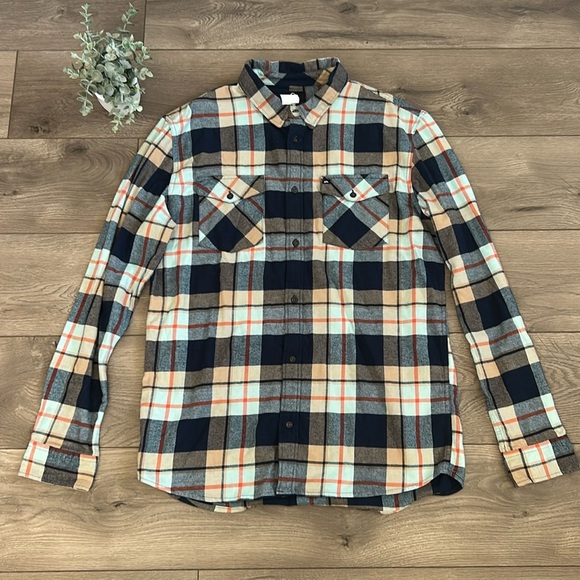 Quiksilver Other - NWOT QUICKSILVER • Men’s Flannel • Size Large • 98% Cotton
